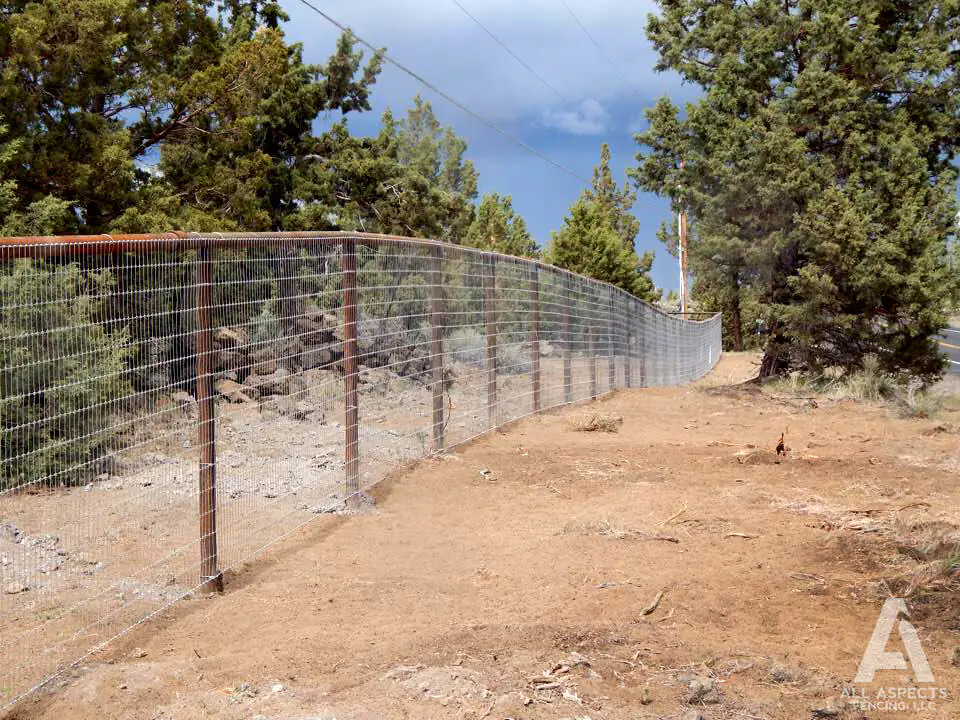 All Aspects Fencing Pipe Top Rail in Central Oregon