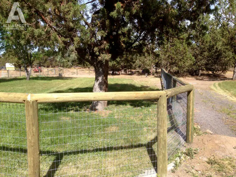 Central Oregon Top Rail Fence Builders