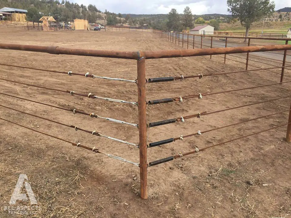 Welded Wire Fencing in Central Oregon