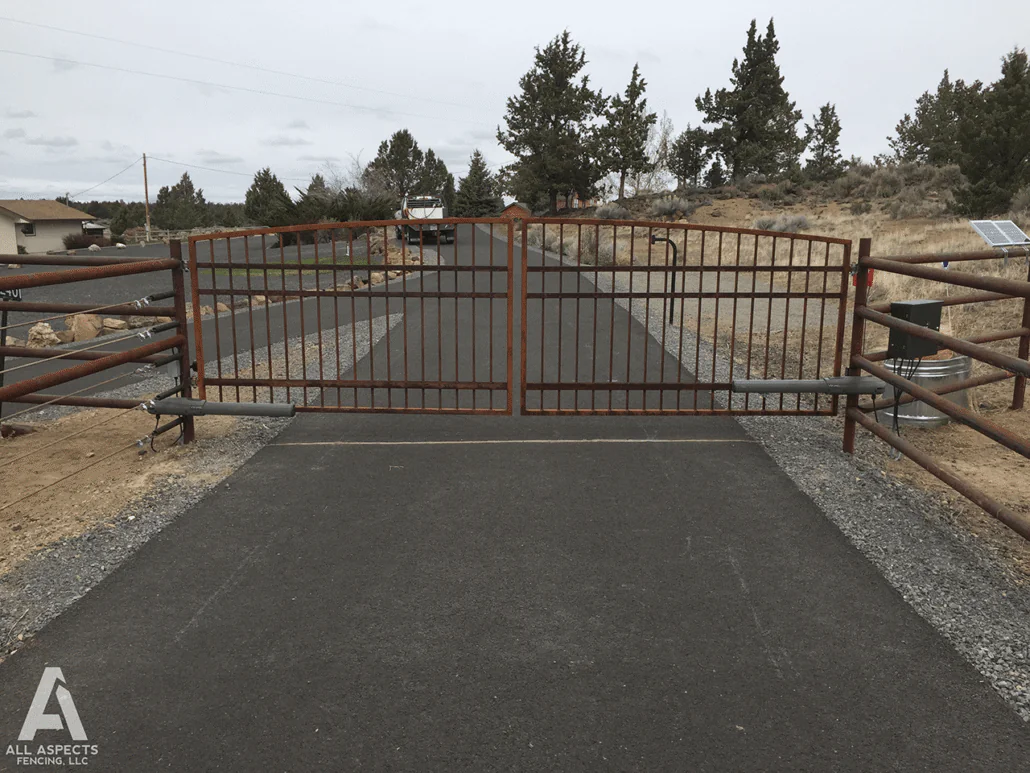 Automatic Entry Driveway Gate Central Oregon