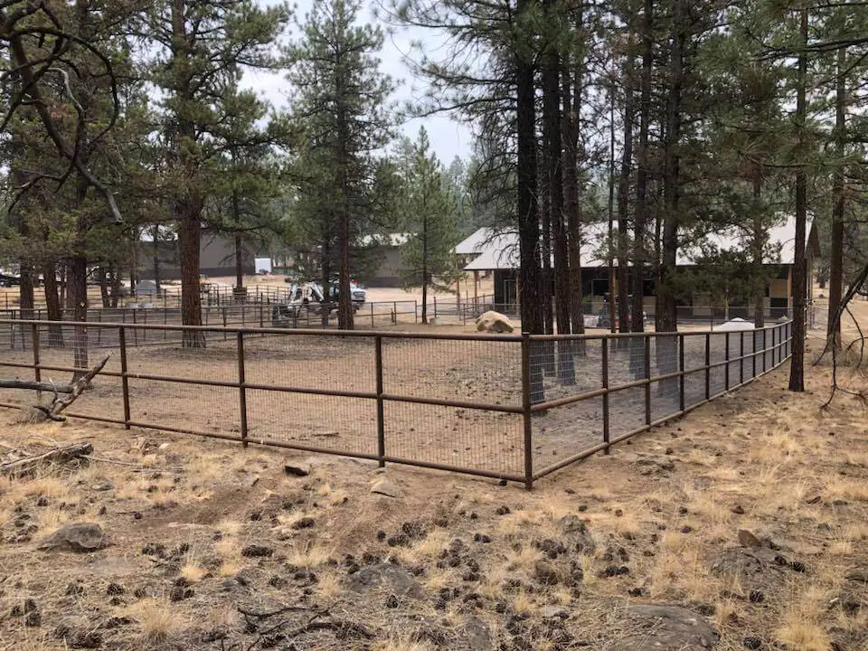 welded wire panels fencing option in redmond oregon